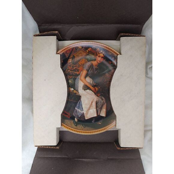 Norman Rockwell "Dreaming In The Attic" #7938Y Bradford Collectible Plate - Picture 3 of 7
